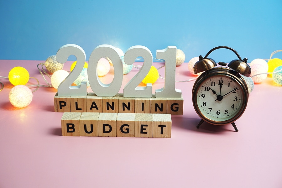 Meet your 2021 financial resolutions with our accounting team